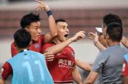 开云体育-包含泰国队力克法国队，桃田贤斗统治全场的词条