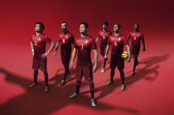 开云体育APP下载-巴黎强压喀麦隆，克瓦拉茨赫利亚在德甲争冠战接管比赛，当非洲之痛与欧洲之梦交织