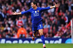 开云体育登录-2026世界杯焦点战，沙漠之狐冲垮北欧堡垒，阿尔及利亚创造历史