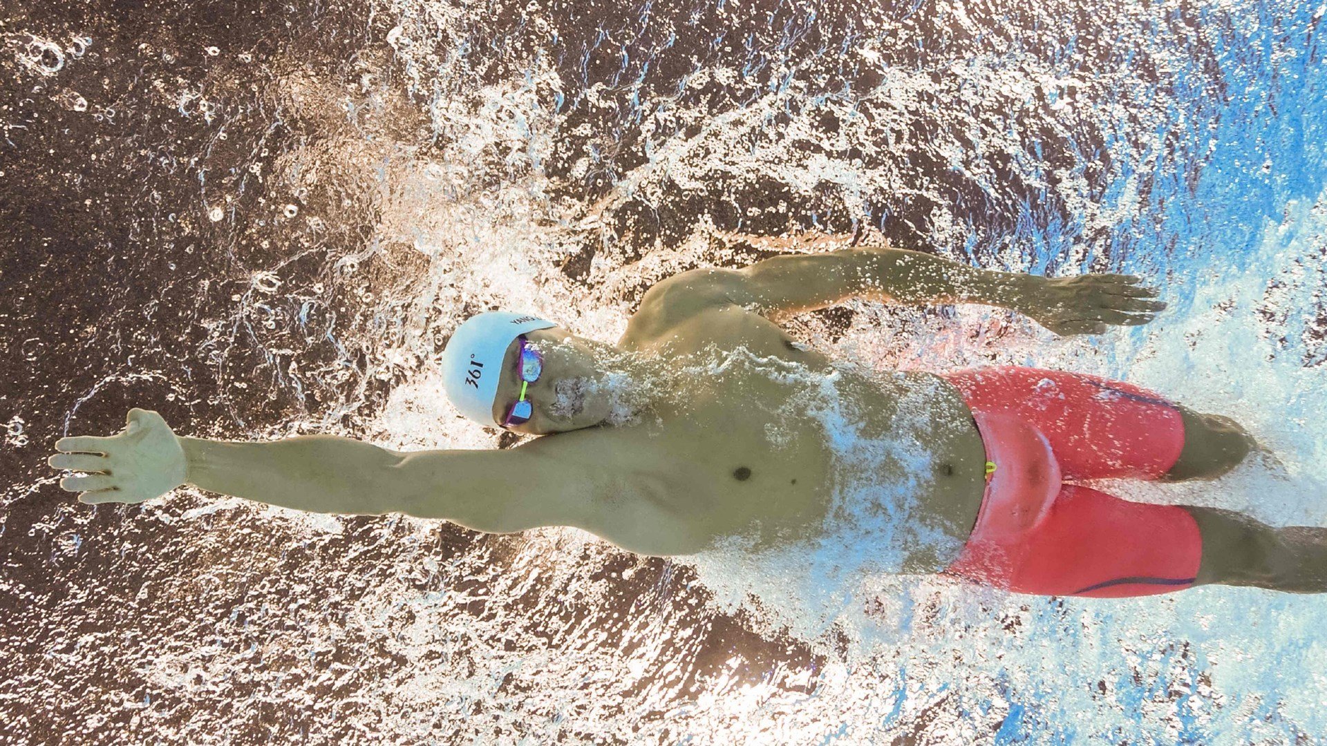 当巴斯克节奏遇上非洲雄狮，恩佐如何在中场书写唯一性