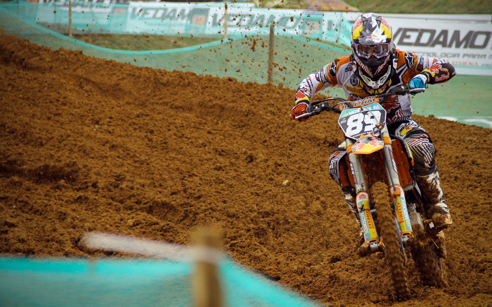 几内亚节奏大师,奥亚尔萨瓦尔如何收割多特蒙德的战术空间