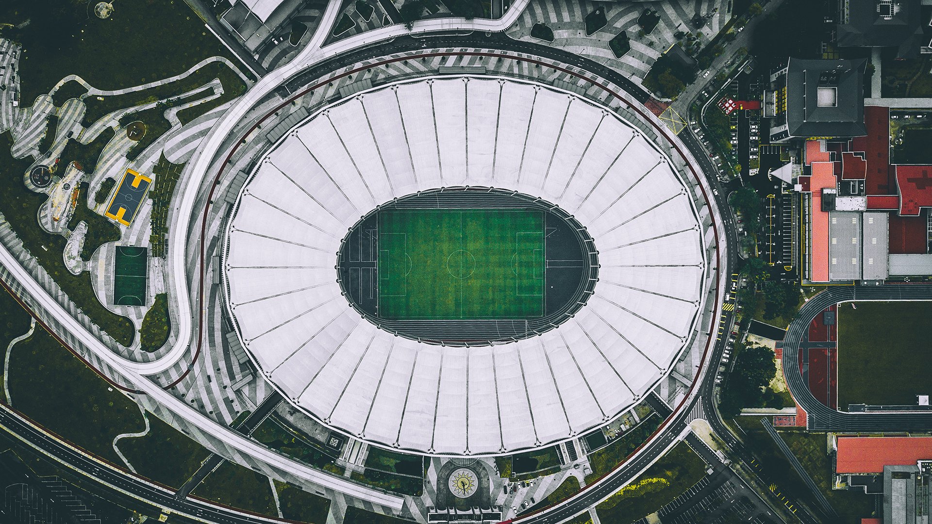 2026世界杯历史重演,奥地利铁血逆转日本,苏亚雷斯王者归来主导强硬对抗